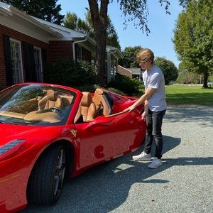 Meet your Posher, Ethan